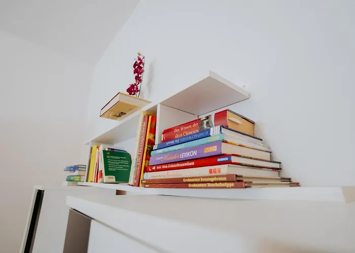 Grosse Altbauwohnung In Fuer 7 Gaeste 公寓